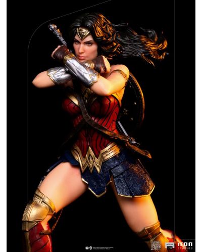 Αγαλματίδιο  Iron Studios DC Comics: Justice League - Wonder Woman, 18 cm - 6