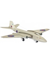 Συναρμολογημένο μοντέλο στρατιωτικού αεροσκάφους Revell - Canberra PR.9 (04281)