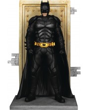 Αγαλματίδιο Beast Kingdom DC Comics: Batman - Batman (The Dark Knight), 16 εκ