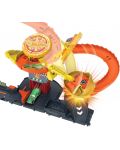 Σετ παιχνιδιού Hot Wheels City - Φίδι στην πιτσαρία, με αυτοκινητάκι - 6t