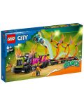 Κατασκευαστής LEGO City - Πρόκληση φορτηγού για ακροβατικά και δαχτυλίδι φωτιάς (60357) - 1t