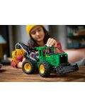 Κατασκευαστής  LEGO Technic -Δασικό τρακτέρ John Deere 948L-II (42157) - 7t