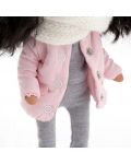 Απαλή κούκλα Orange Toys Sweet Sisters - Tina με ροζ μπουφάν, 32 cm - 4t