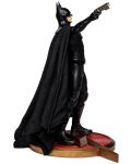 Αγαλματίδιο DC Direct DC Comics: The Flash - Batman (Michael Keaton), 30 cm - 7t