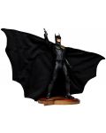 Αγαλματίδιο DC Direct DC Comics: The Flash - Batman (Michael Keaton), 30 cm - 3t