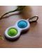 Αισθησιακό παιχνίδι - μπρελόκ Tomy Fat Brain Toys - Simple Dimple, μπλε /πράσινο - 2t