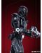 Αγαλματάκι Iron Studios Television: The Mandalorian - Dark Trooper, 24 cm - 5t